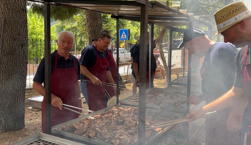 sagra-agnello-roccaspinalveti-2