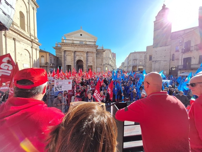 sciopero-generale-lanciano-cgil-uil-5