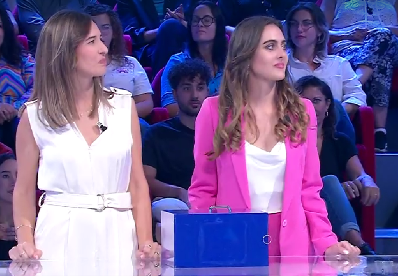 affari-tuoi-simona-giancola-2