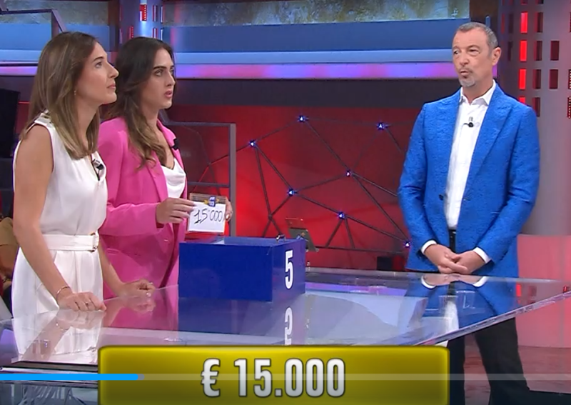 affari-tuoi-simona-giancola-6