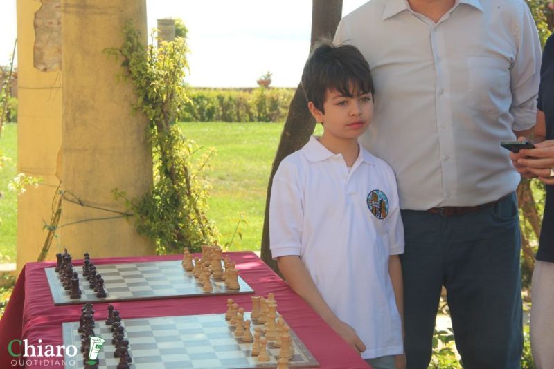 simultaneascacchigiardinidavalos-41