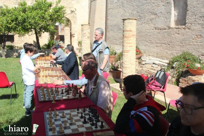 simultaneascacchigiardinidavalos-44