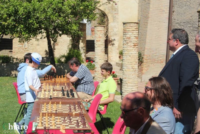 simultaneascacchigiardinidavalos-51