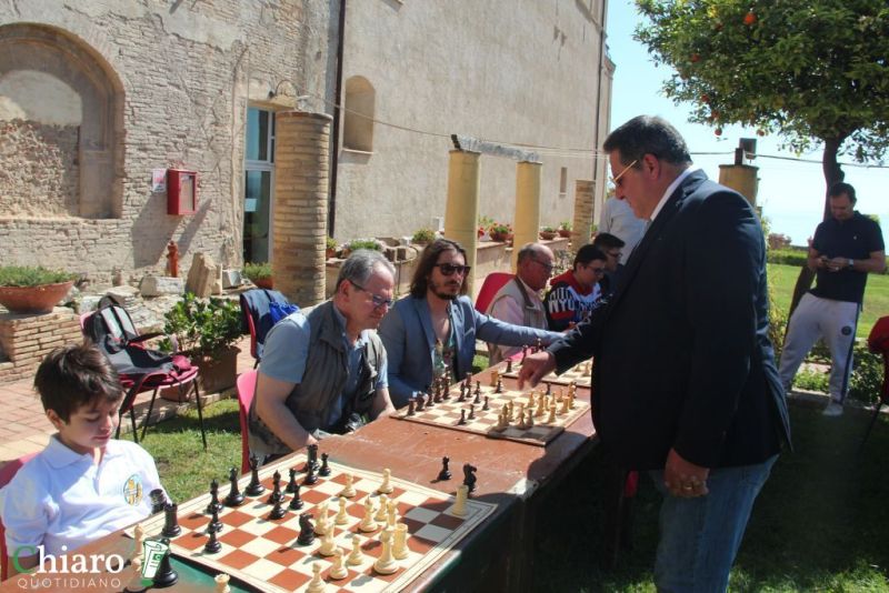 simultaneascacchigiardinidavalos-56