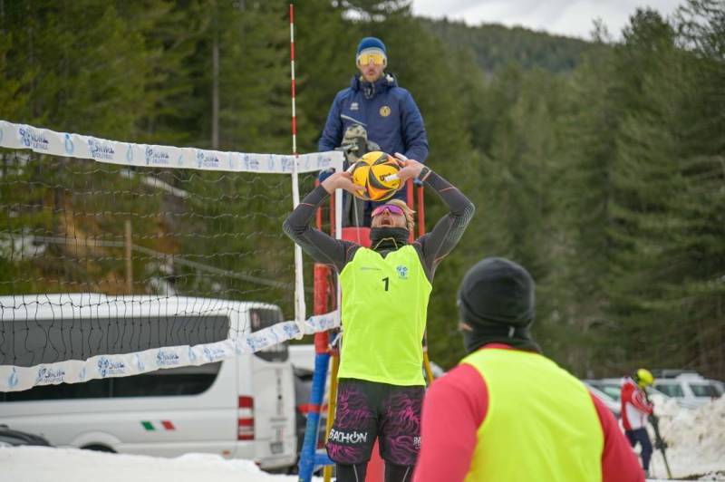 Snow Volley a Lorica