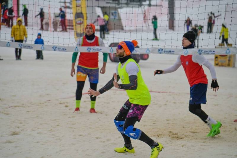 Snow Volley a Lorica