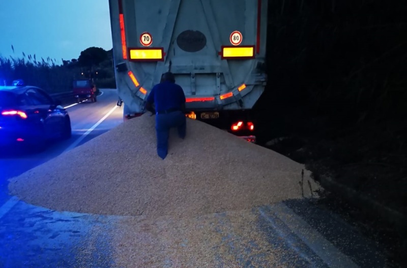 camion-mais-statale16-h