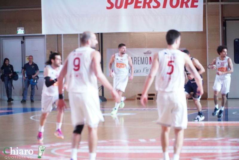 zvastobaskettermoli-48