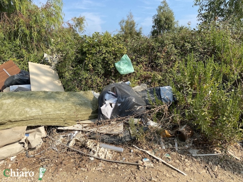 Discarica abusiva tra via San Rocco e via del Porto