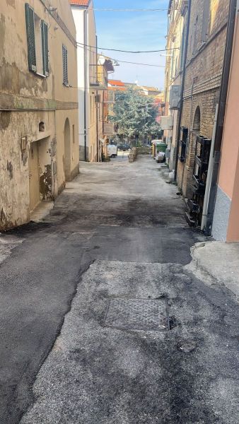 aghi-siringhe-via-pisacane-9i11