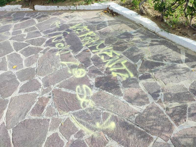 scritte-lungomare-2