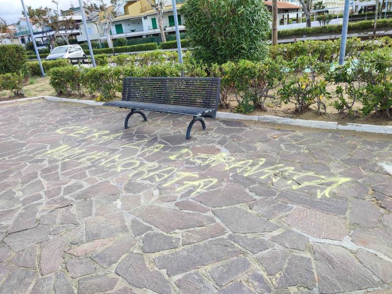 scritte-lungomare-7
