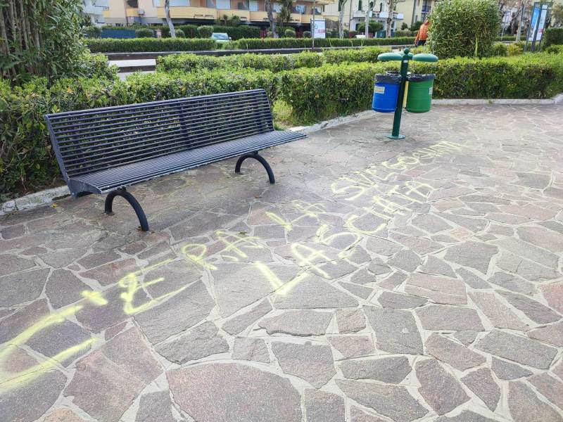 scritte-lungomare-8