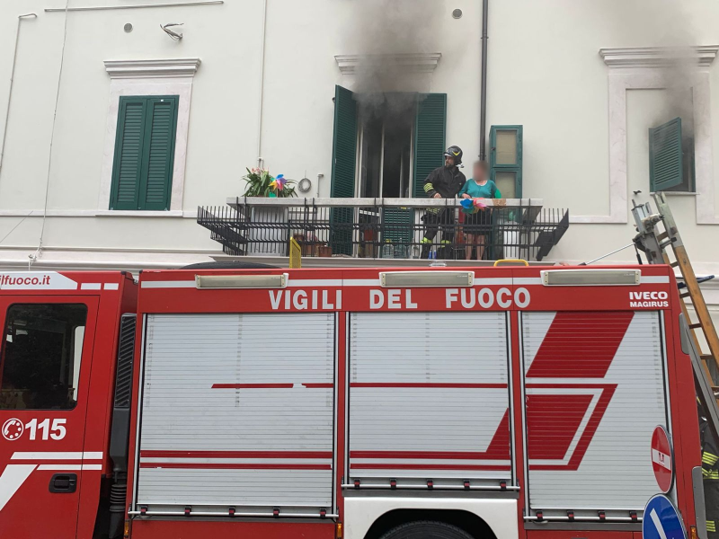 incendio-6-maggio-11