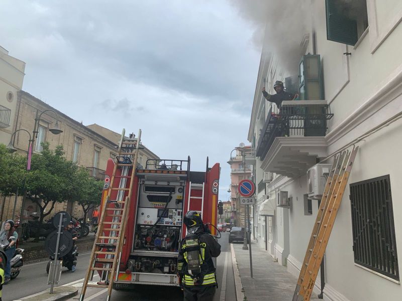 incendio-6-maggio-14