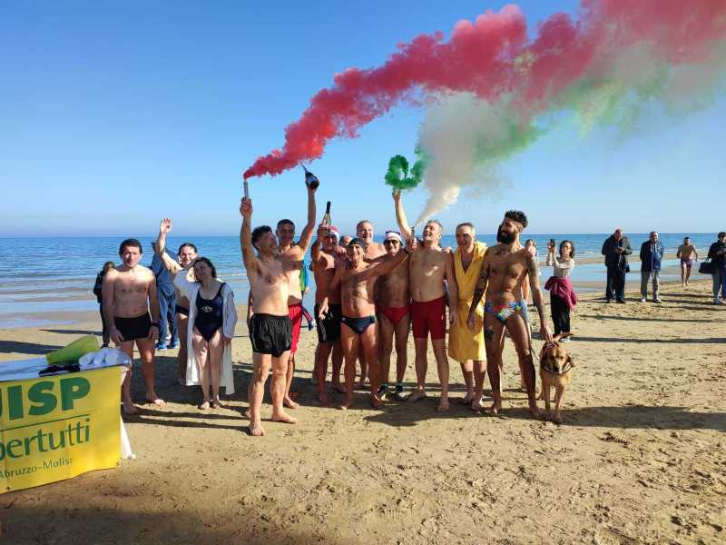 tuffo-capodanno-2023-20