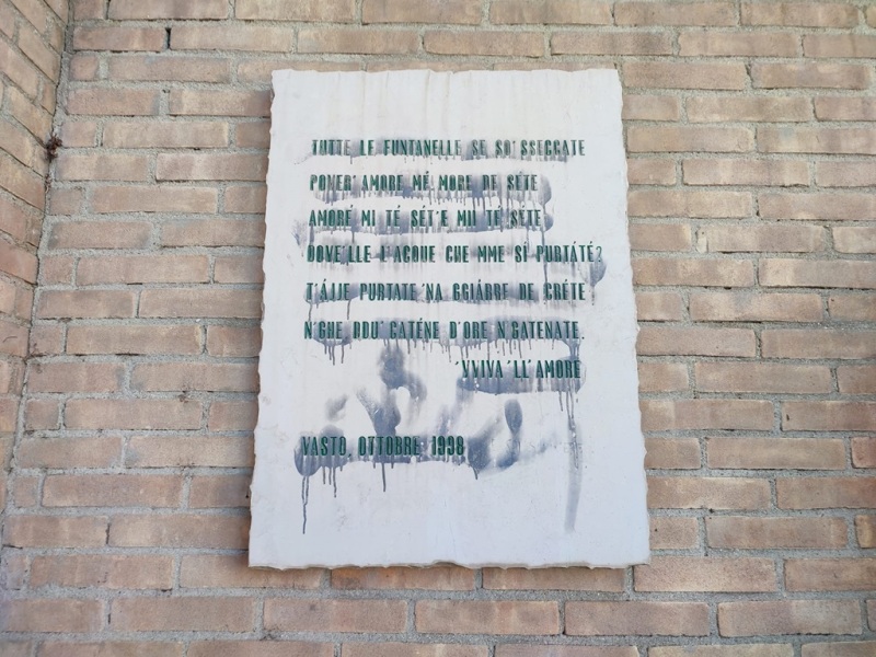 targa-fontana-abbandonata-vasto-marina