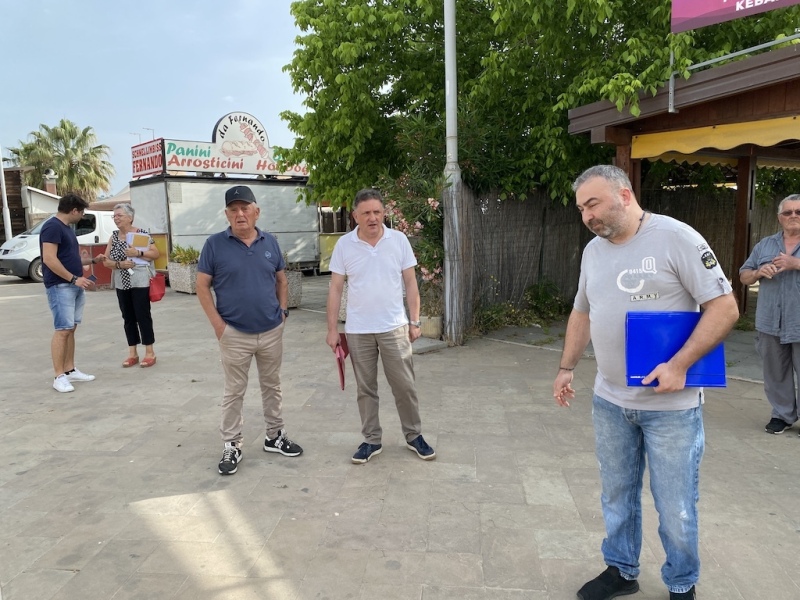 Vasto Marina - La protesta dei commercianti