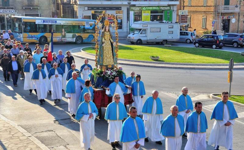 incoronata-processione