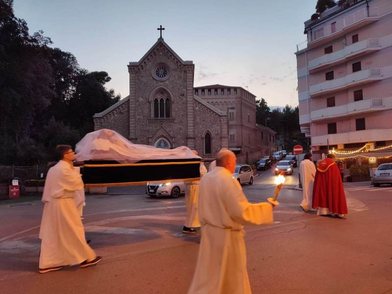 processione-venerdi-santo-vm-h