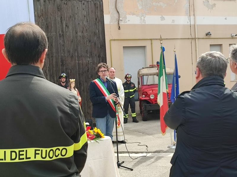 donazione-santa-barbara-vigili-fuoco-11