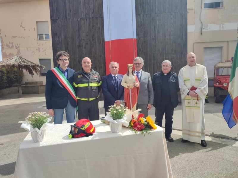 donazione-santa-barbara-vigili-fuoco-3