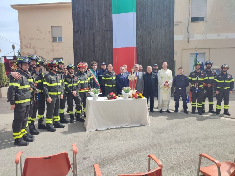 donazione-santa-barbara-vigili-fuoco