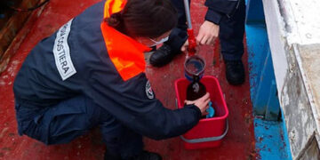 Gasolio nel porto di Ortona, diffidati tre armatori