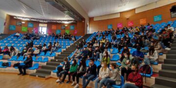 «Fake news: riconoscerle è difficile, ma non impossibile. Il segreto? Tenere acceso il cervello»