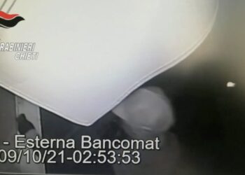 Assalto al bancomat di Fara San Martino: arrestato dai carabinieri il basista della banda