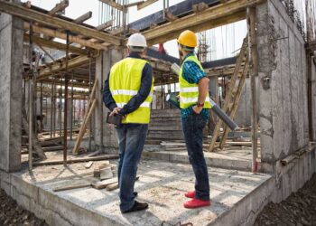 Materie prime alle stelle, il settore edile in ginocchio: «Così i cantieri non partono»