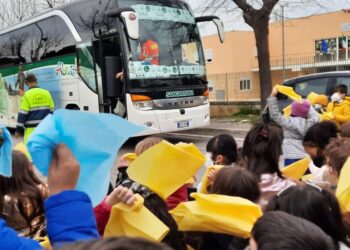 Lanciano, gli studenti della “D’Annunzio” accolgono i profughi ucraini