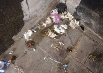 Da scorciatoia per la spiaggia a scalinata della vergogna: degrado a Vasto Marina