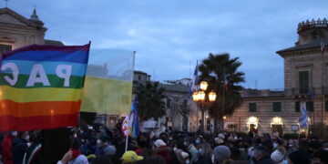 No alla guerra, sì all’accoglienza dei profughi ucraini: la Manifestazione per la pace