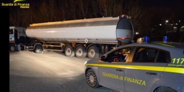 “Oro nero”: maxi-truffa sui carburanti scoperta dalla guardia di finanza di Pescara