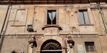 L’Ater finanzia il restauro del portale dell’antico palazzo Vergilj