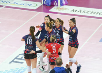 L’Altino Volley lotta fino al tie break ma Modica fa sua gara 1 dei playout