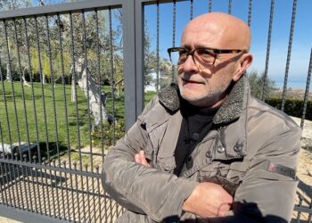 «Per fare la variante alla statale 16 vogliono demolire la mia casa»