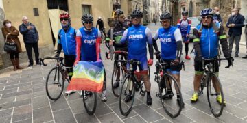 Un messaggio di speranza e solidarietà: a Vasto la torcia della pace della polizia penitenziaria