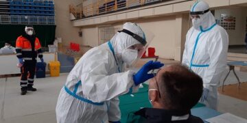 Assistenza sanitaria ai profughi ucraini nei centri vaccinali di Chieti e Lanciano