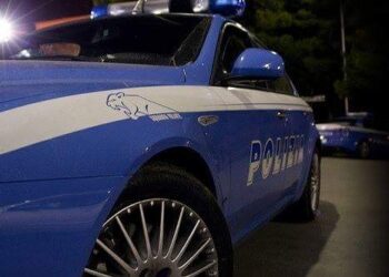 Sparatoria e camion incendiato: assalto all’Ivri, caveau sventrato con la ruspa