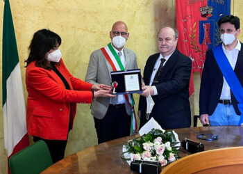 La “Chiave di Scerni” consegnata a Ugo Umile