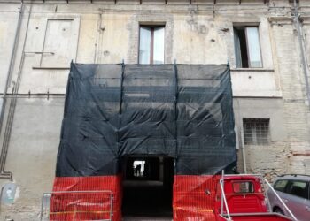 Al via il cantiere di restauro dell’antico portale di Palazzo Vergilj