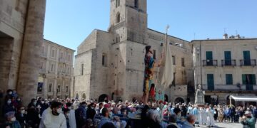 Dopo l’Incontro, il Saluto: si chiude la Settimana Santa a Lanciano