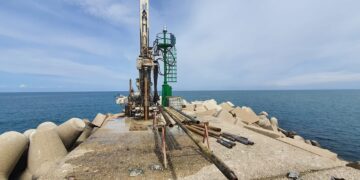 Ampliamento del porto, c’è il primo atto: iniziato il sondaggio dei fondali. Marsilio: «Servono per prolungare il molo»