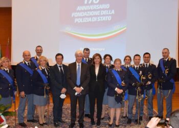 Festa della Polizia, premiati gli uomini e le donne dei commissariati di Vasto e Lanciano