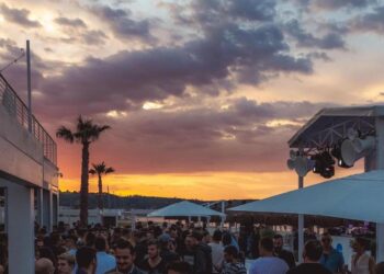 «Fossacesia ha preso il volo», boom di presenze nel weekend di Pasqua