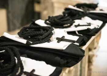La Professione dei Novizi: il rito con cui si entra a far parte dell’Arciconfraternita San Filippo Neri