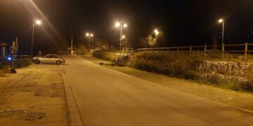 Nuova illuminazione a Casarza. I cavi erano stati rubati: «Schiuma al poliuretano per evitare altri furti»