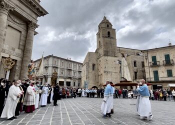 L’Incontro dei Santi: la tradizione pasquale lancianese che celebra la Resurrezione di Cristo